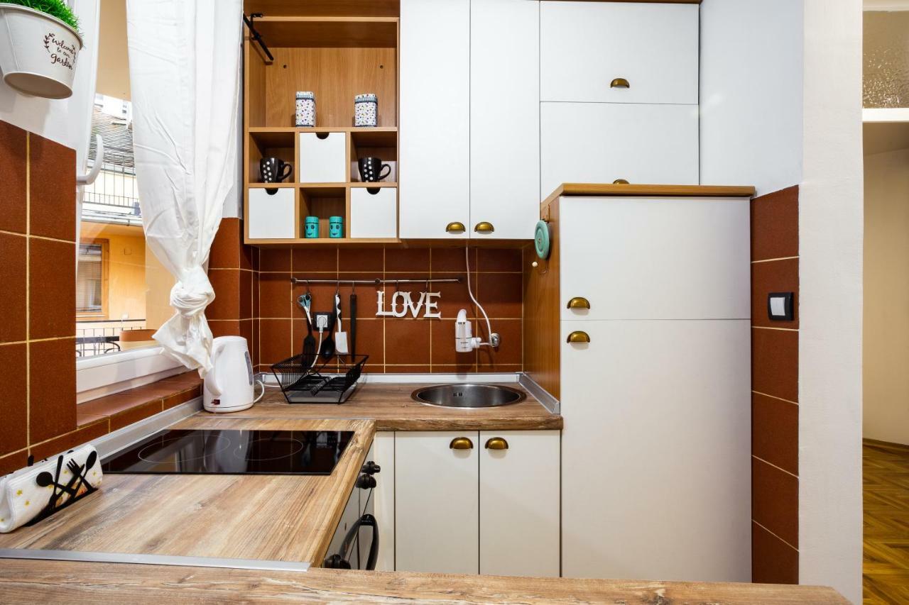 Apartment Sfera Нови-Сад Экстерьер фото