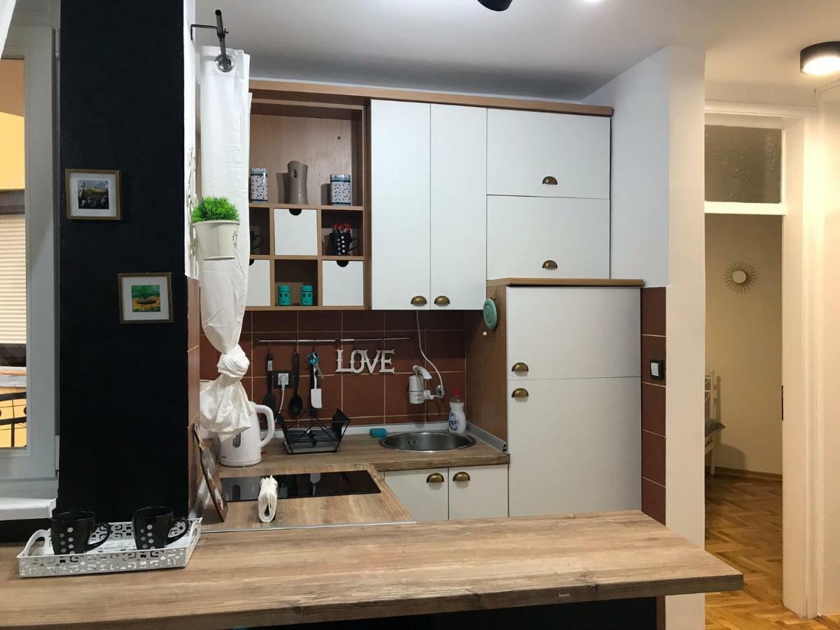 Apartment Sfera Нови-Сад Экстерьер фото