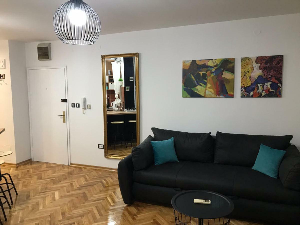 Apartment Sfera Нови-Сад Экстерьер фото